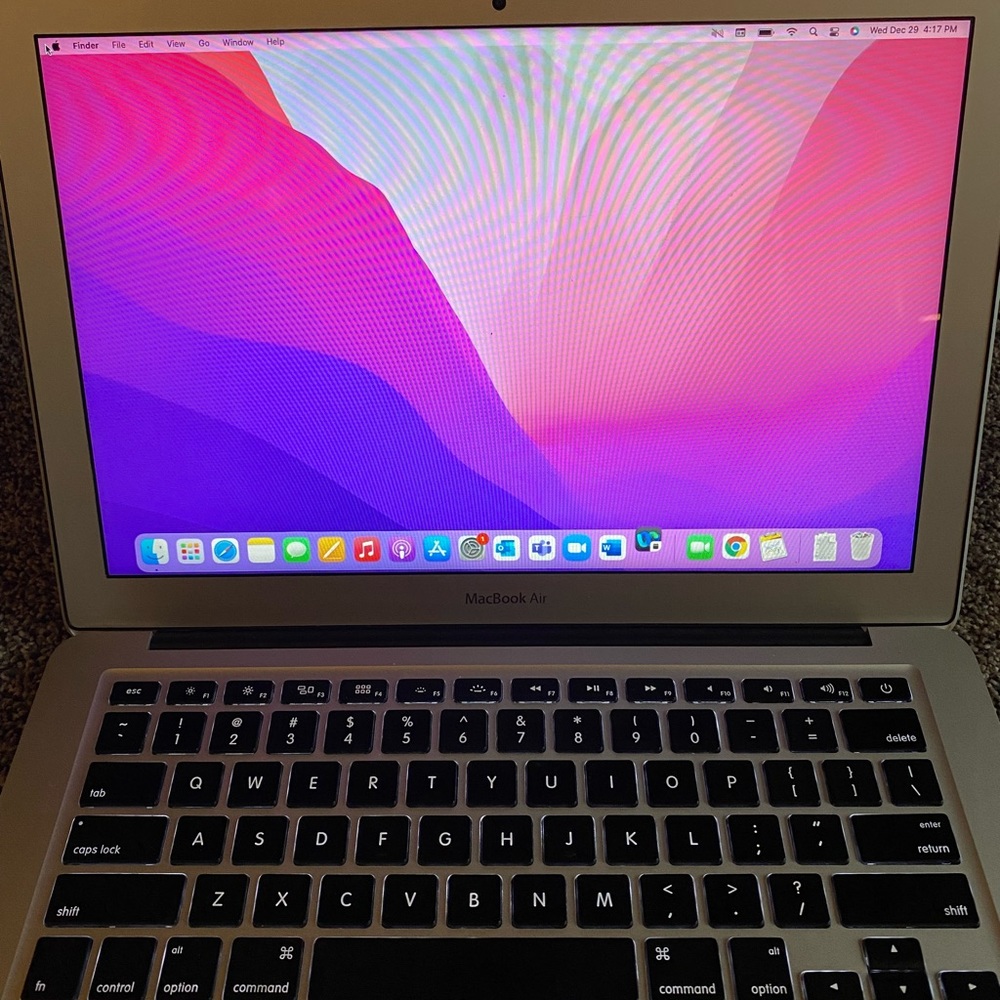Authentic Apple MacBook Air (2015)